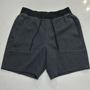 At Ease 7-inch Short